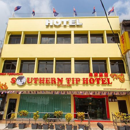 Southern Tip Hotel Понтиан-Кечил Экстерьер фото