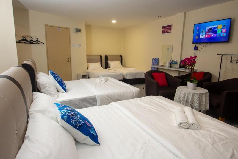 Southern Tip Hotel Понтиан-Кечил Экстерьер фото