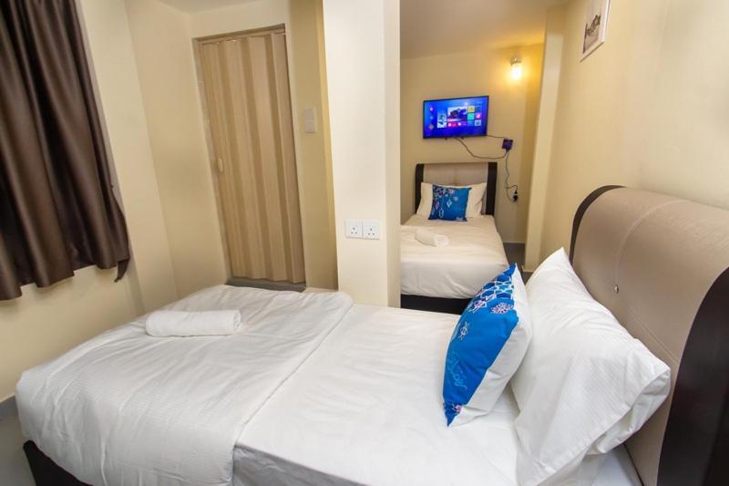 Southern Tip Hotel Понтиан-Кечил Экстерьер фото